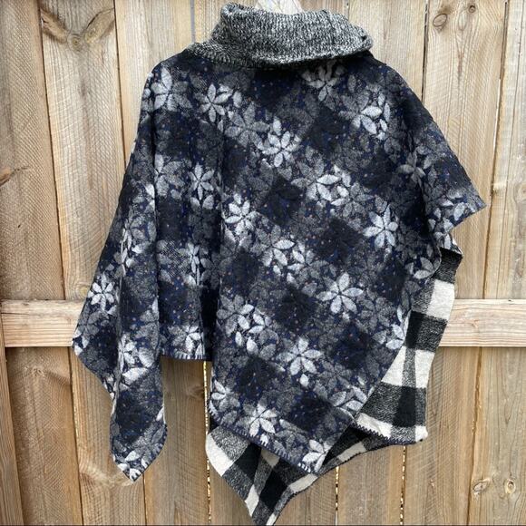 Anthropologie Poncho Wintertide Wool Blend Reversible Pullover One Size Floral - Picture 2 of 9